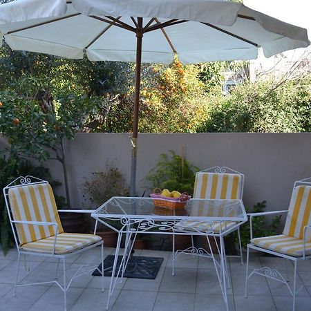Kalamata Beach Maizonette Ground Floor And Semi-Basement With Yard Exteriör bild